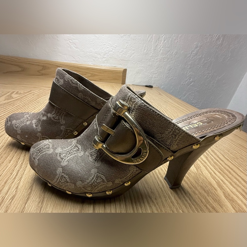 Celine Mule